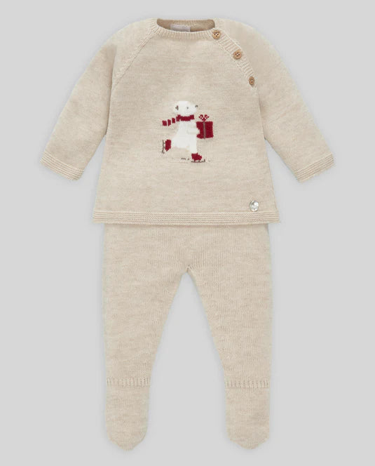 Acebo sweater and leggings set.