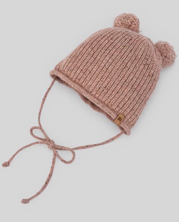Nogal beanie.