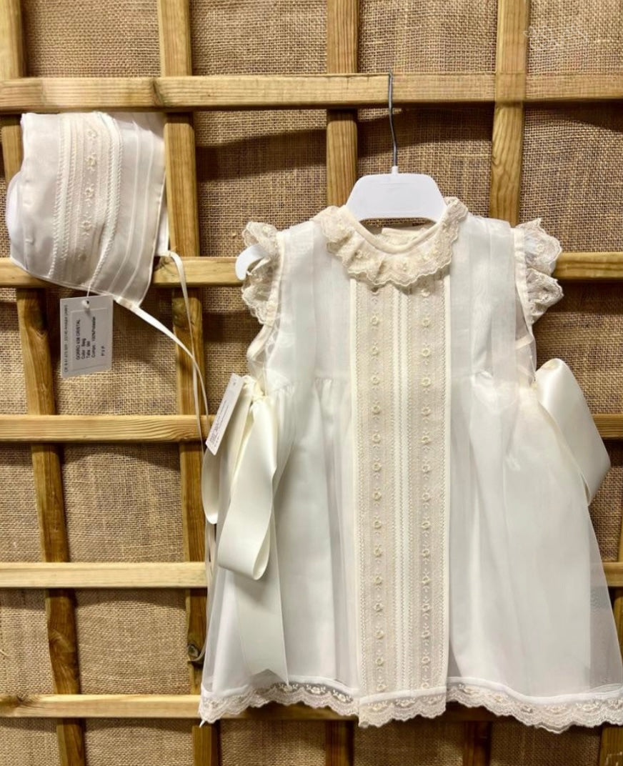 Elegant Short Christening Dress with Sheath and Lace Details