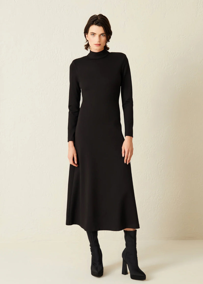 Black Back Decollete Long Sleeve Dress