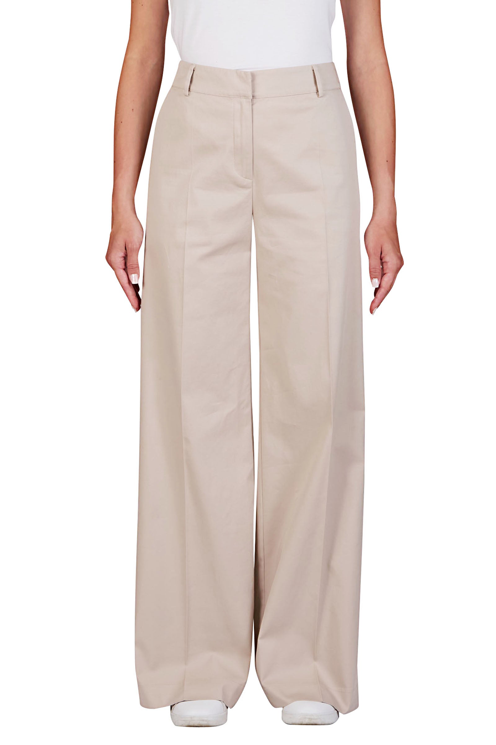 Wide leg trousers