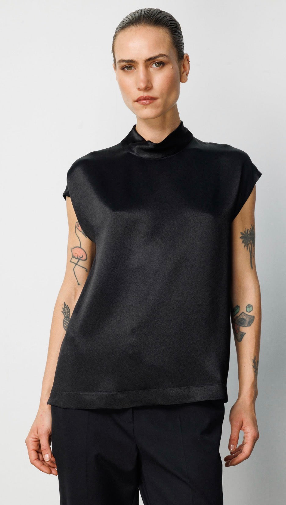 Stand Collar Low Sleeve Blouse