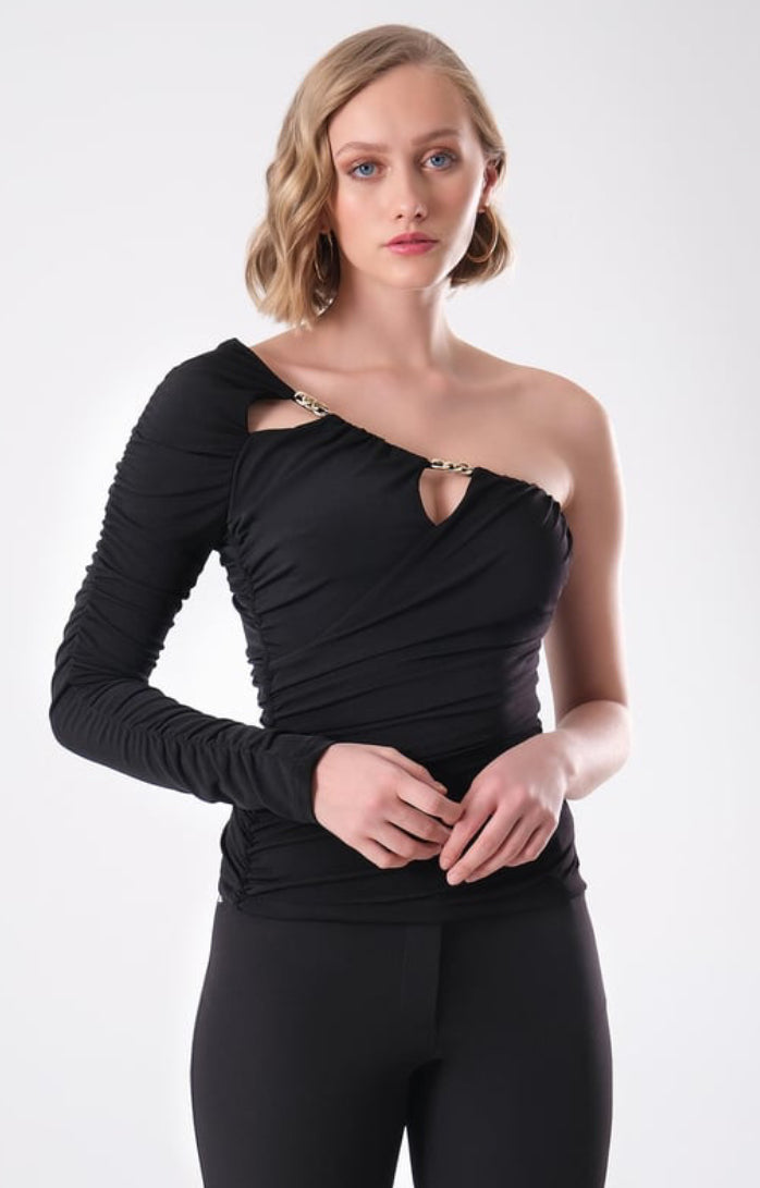 One shoulder top