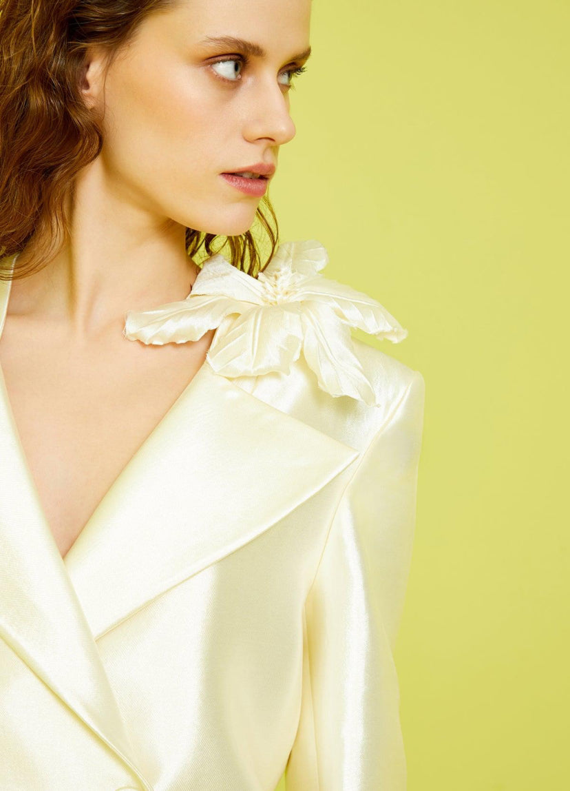 Ecru Bright Flower Appliqué Women’s Jacket