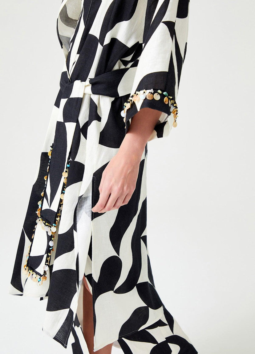 Black & white detailed kimono dress