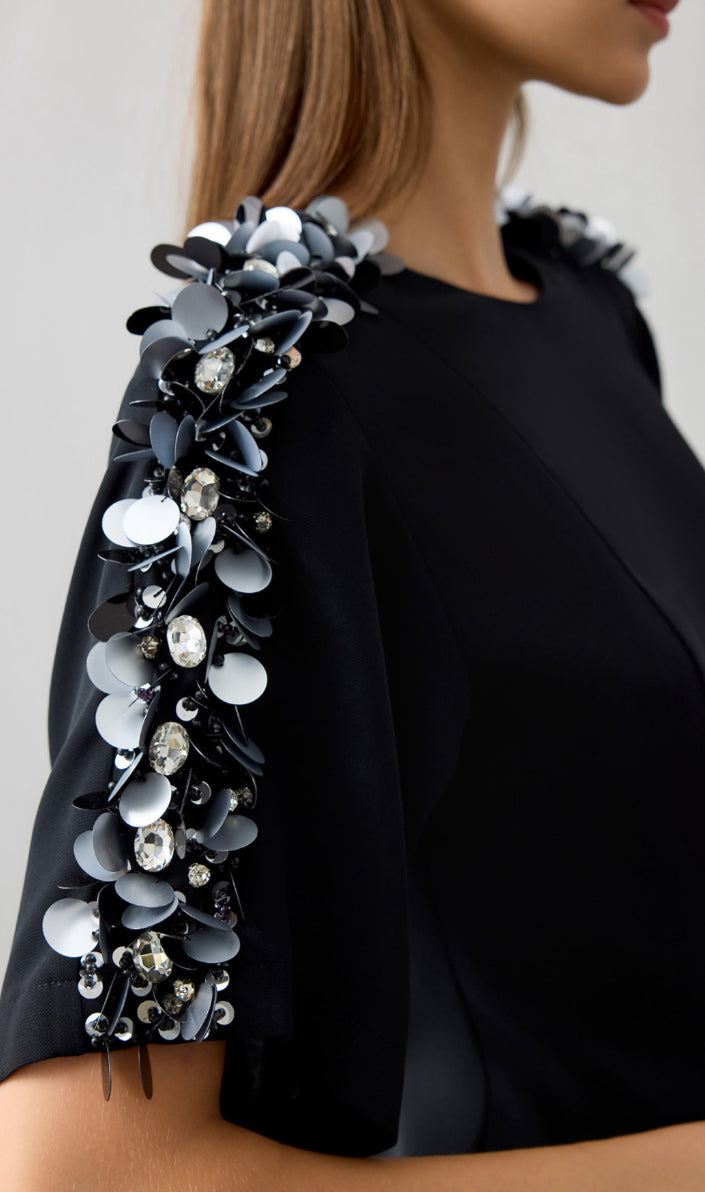 Black Dress with Details on the Arms