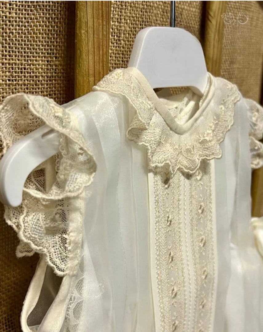 Elegant Short Christening Dress with Sheath and Lace Details