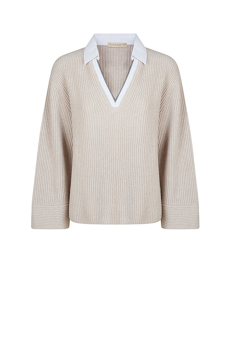 V-neck knitwear with a collar
