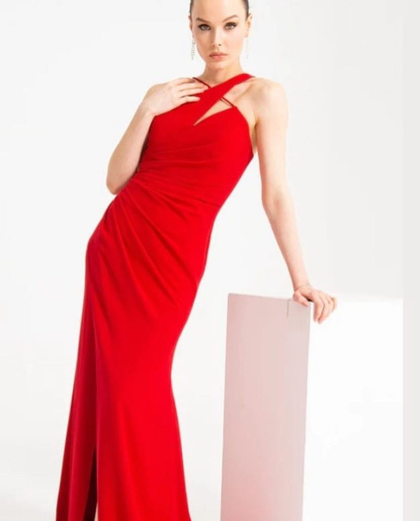 Elegant Crepe One-Shoulder Evening Gown