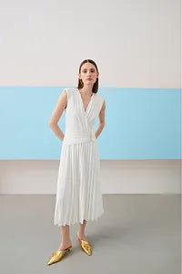 Drape pleated sleeveless midi dress