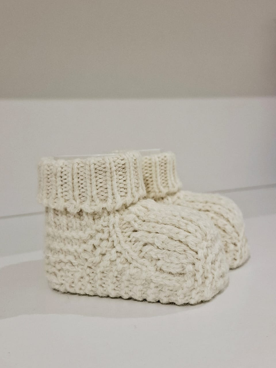 Knitted baby boots