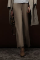 Simple chic pants