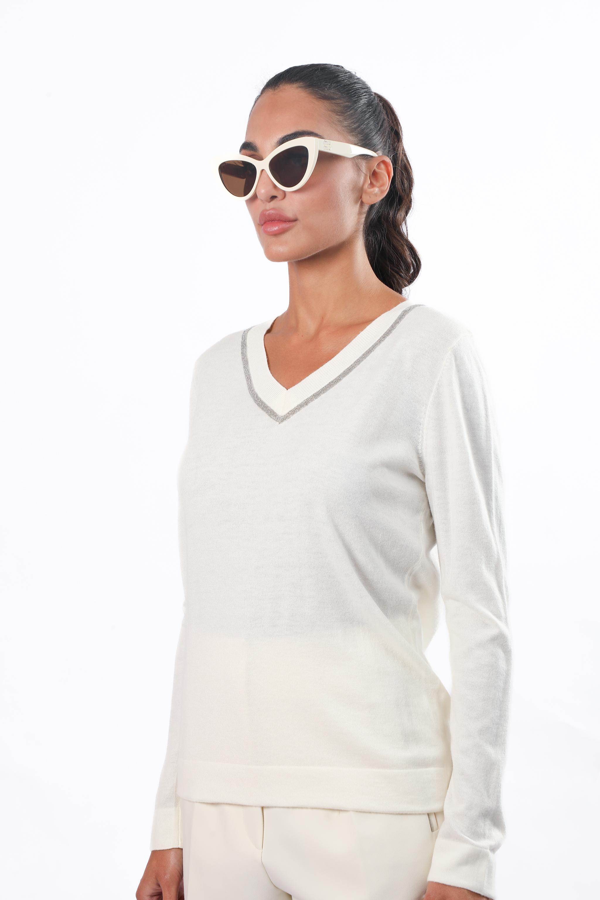 Oversized V-neck Knitwear in Off-White