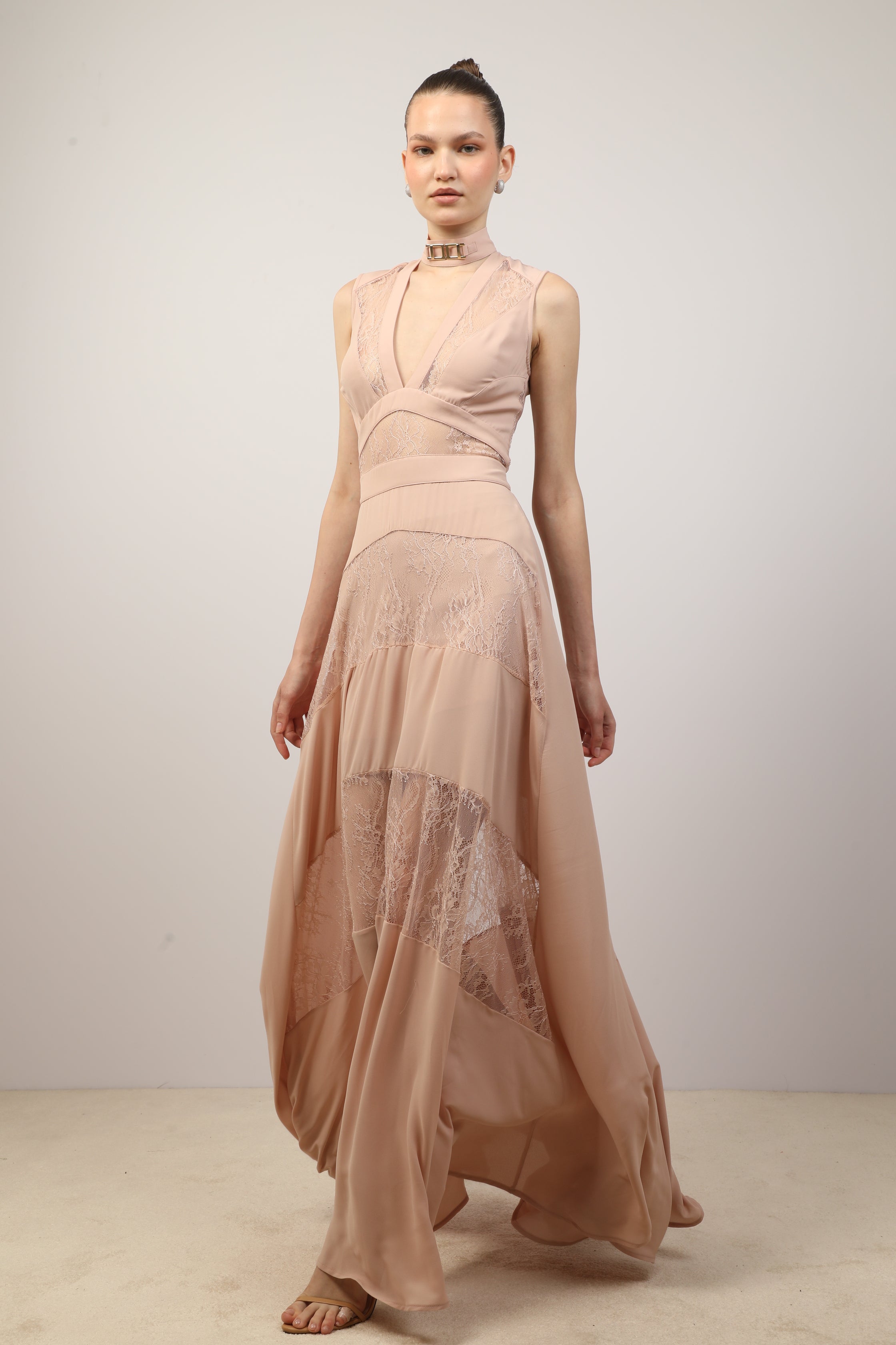 Stylish lace dress by Babylon