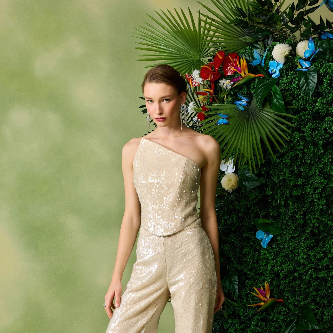 Sequined front crop blazer and pants suit.
