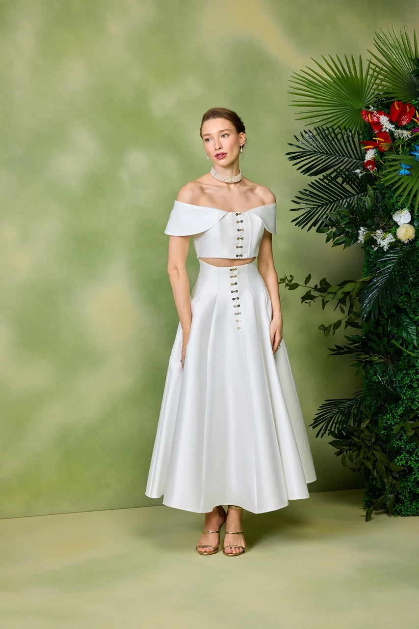 Agraffe bustier and high waited skirt Set.