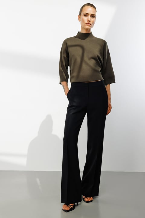 Loose Cut Trousers with Pockets