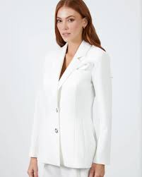 Gizia white two buttoned suit