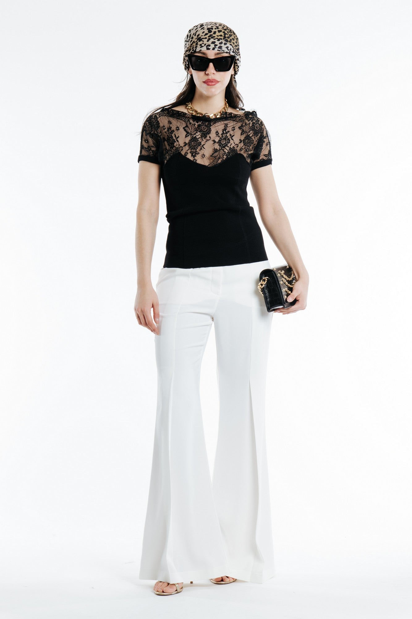 Knitwear with lace