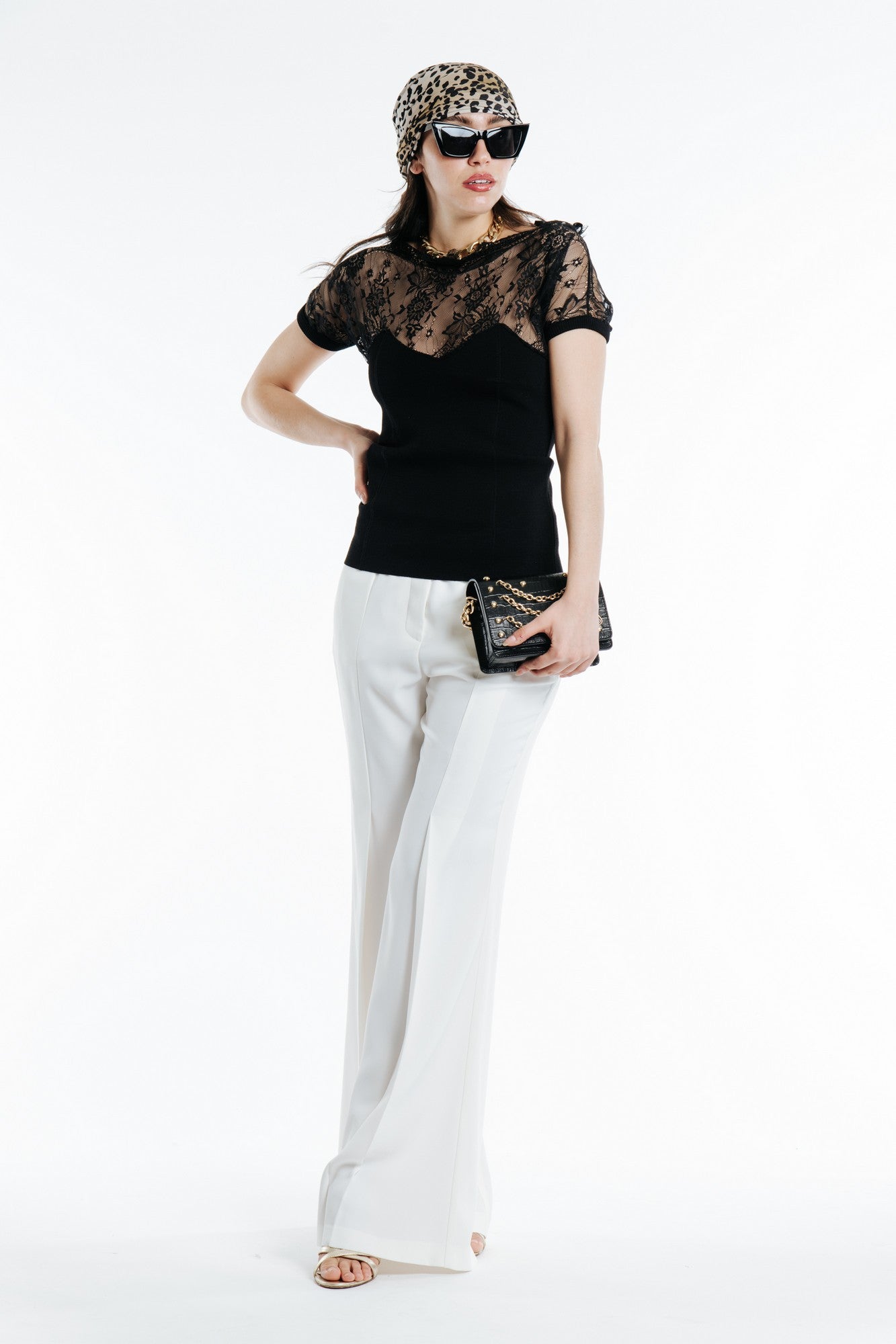 Knitwear with lace
