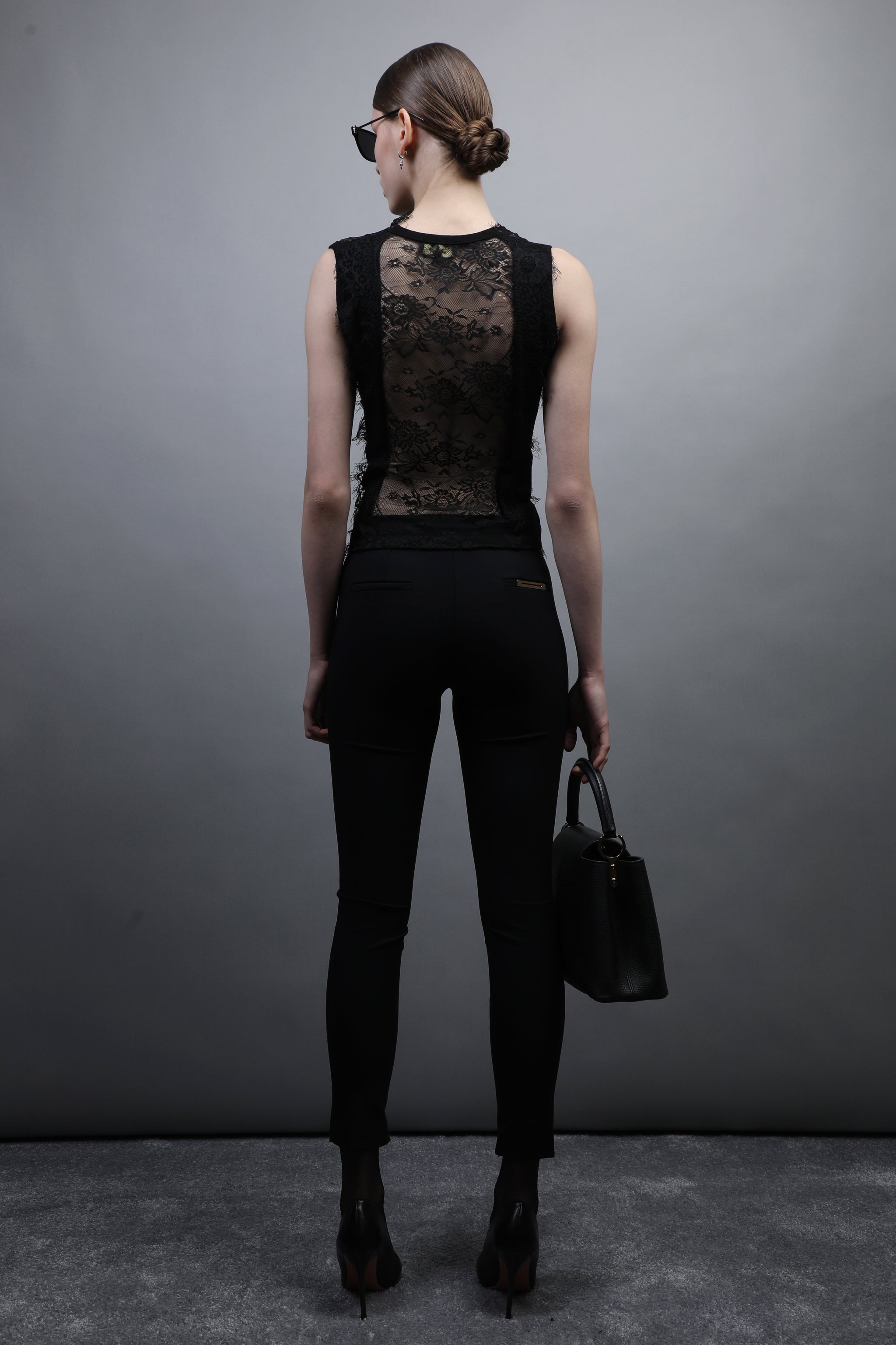 Short sleeves dentelle top