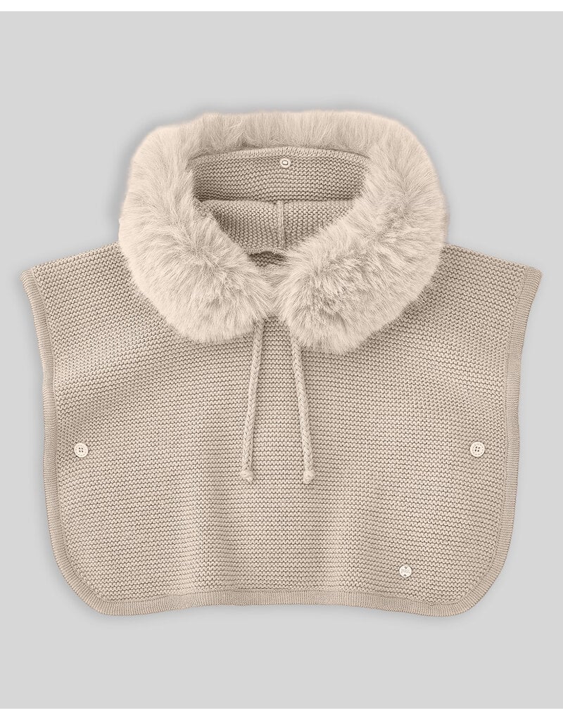 Knitted esencial poncho
