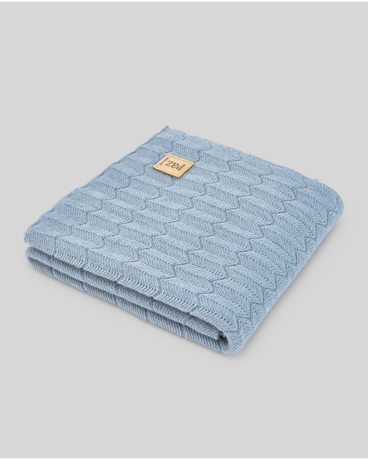 Pardal knitted blanket