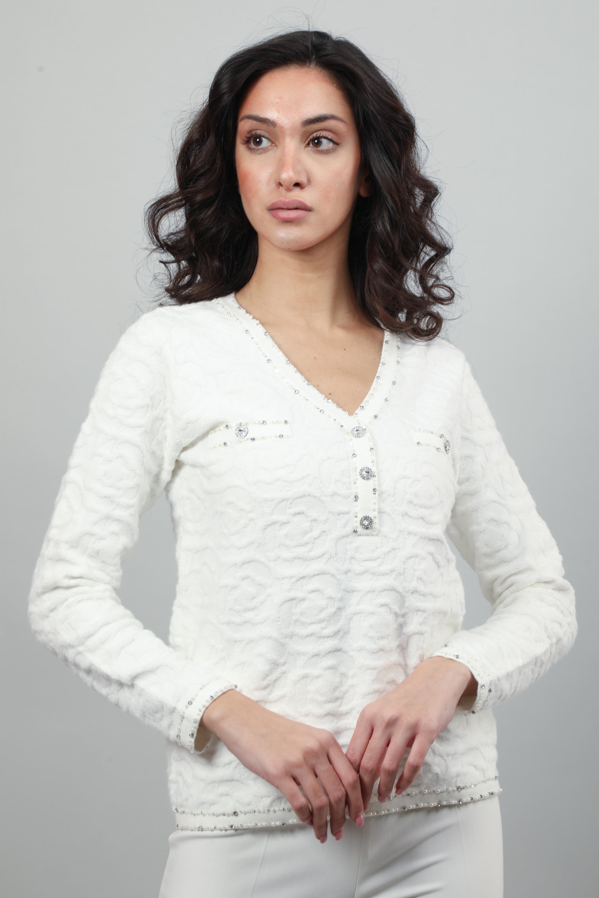 Rosette-Textured Rhinestone Embellishments knitwear