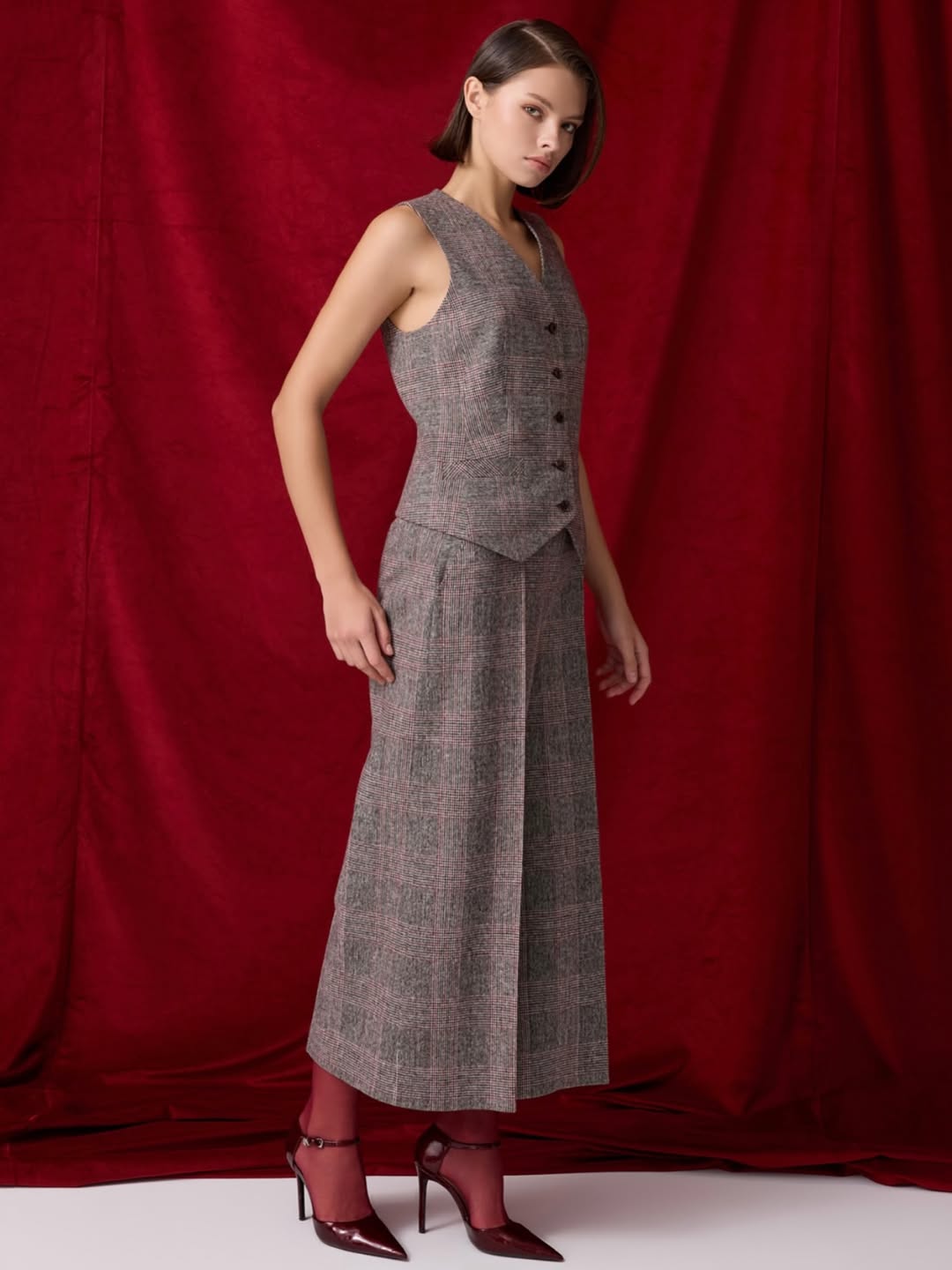 Chic Vest and Pants Set